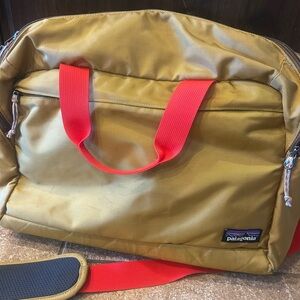 Patagonia Headway 22L brief